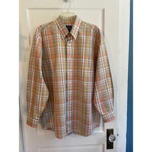 Jos. A Bank Size Medium Men's 100% Cotton Button Down Shirt